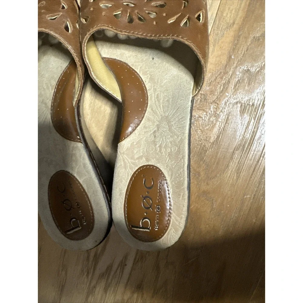 BOC Wedge Sandal Womens 9 Brown Leather Laser Cut Floral Slide Summer Shoes